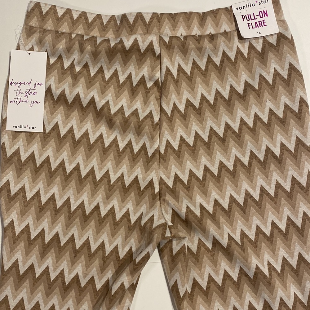Vanilla Star Juniors 1X Chevron Pull On Flare Knit Pants New D30 - Picture 3 of 16